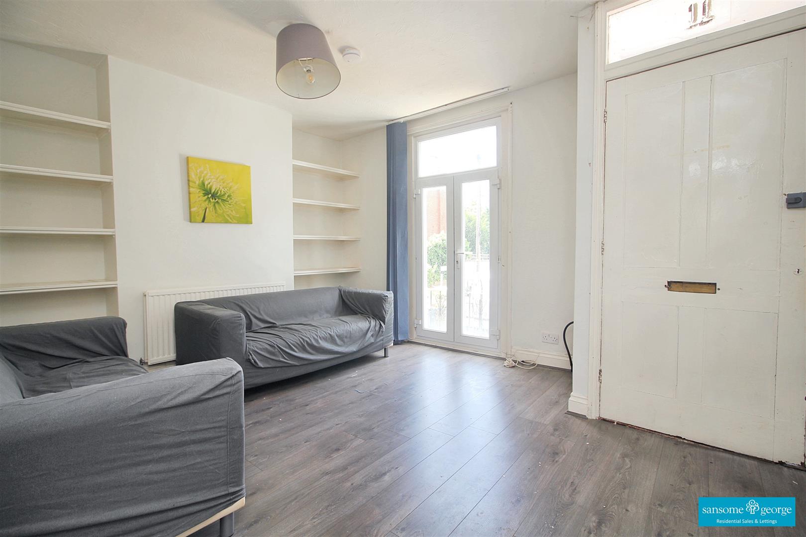 6 bed property in Lorne Street, Reading